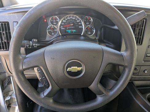 Used 2019 Chevrolet Express 3500 w/ Driver Convenience Package image 14