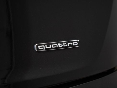 Used 2023 Audi Q5 2.0T Premium Plus w/ Premium Plus Package AWD/4WD image 17