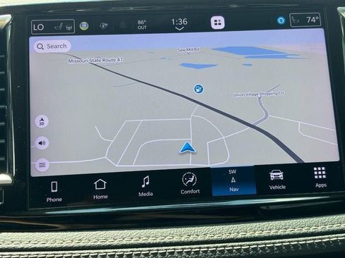 Used 2021 Chrysler Pacifica Limited w/ Premium & Safety Sphere Group image 23