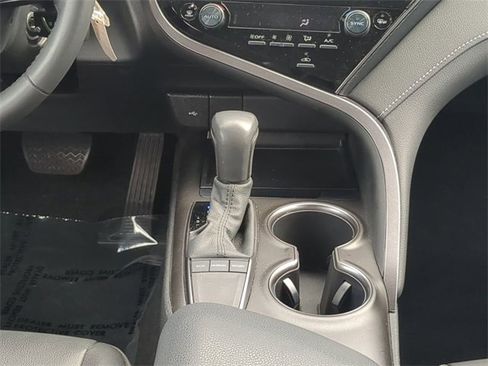 Certified 2023 Toyota Camry SE image 18