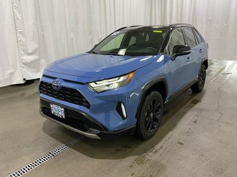 Used 2024 Toyota RAV4 XSE image 8