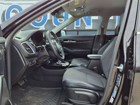 Used 2023 Kia Seltos S w/ Navigation Package image 12