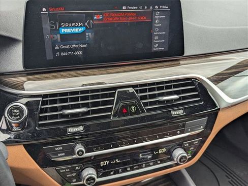 Used 2020 BMW 530i w/ Convenience Package image 6