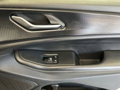 Used 2023 Jeep Grand Cherokee L Laredo image 54