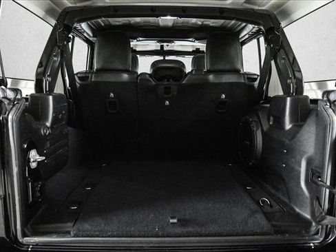 Used 2018 Jeep Wrangler Unlimited Rubicon image 6