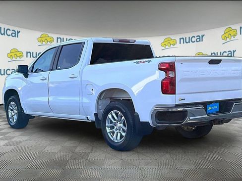 Used 2022 Chevrolet Silverado 1500 LT AWD/4WD image 4