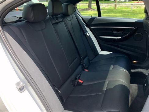 Used 2018 BMW 330i Sedan image 19