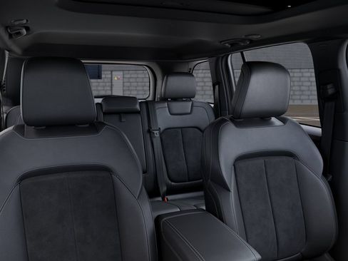 New 2026 Jeep Grand Cherokee Altitude AWD/4WD image 26