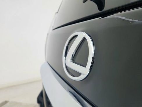 Used 2018 Lexus GX 460 Premium w/ Premium Package image 17