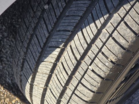 Used 2024 Nissan Leaf SV Plus image 34