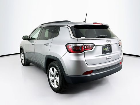 Used 2019 Jeep Compass Latitude w/ Popular Equipment Group image 5