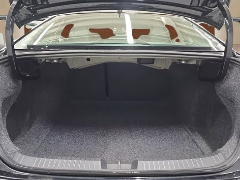 Used 2025 Volkswagen Jetta SE image 16