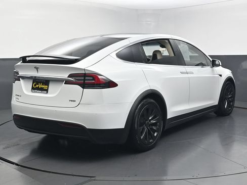 Used 2018 Tesla Model X 75D AWD/4WD image 5