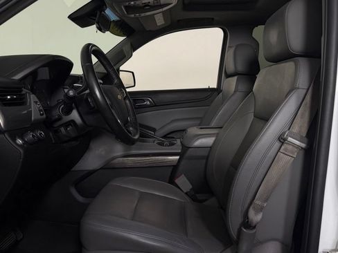Used 2016 Chevrolet Suburban LT AWD/4WD image 14