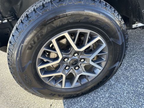 Used 2024 Jeep Wrangler Sahara image 12