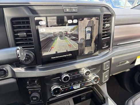 New 2026 Ford F250 Platinum w/ FX4 Off-Road Package image 13