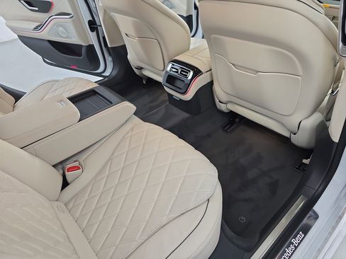 New 2026 Mercedes-Benz S 500 4MATIC image 11