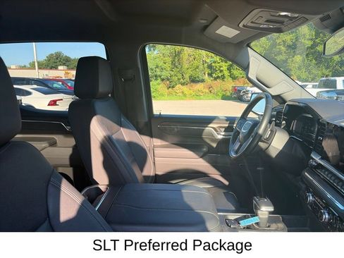 Used 2024 GMC Sierra 1500 SLT w/ SLT Premium Plus Package AWD/4WD image 15
