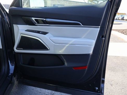 New 2025 Kia Telluride S image 9