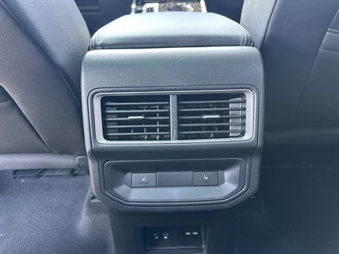 New 2026 Volkswagen Atlas Cross Sport SEL Premium R-Line image 15