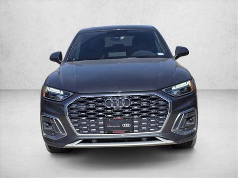 Certified 2023 Audi Q5 2.0T Premium w/ Convenience Package image 2