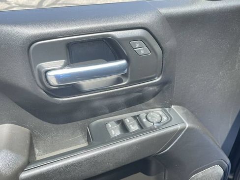 Used 2023 Chevrolet Silverado 1500 Custom AWD/4WD image 22