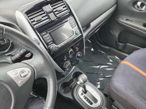 Used 2018 Nissan Versa Note SR FWD image 27