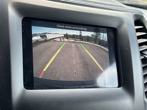 Used 2019 Jeep Cherokee Latitude Plus w/ Cold Weather Group image 13