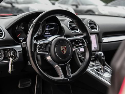 Used 2017 Porsche 718 Cayman S RWD image 13