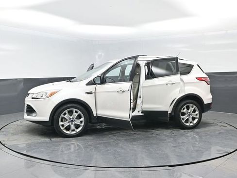 Used 2015 Ford Escape Titanium image 22