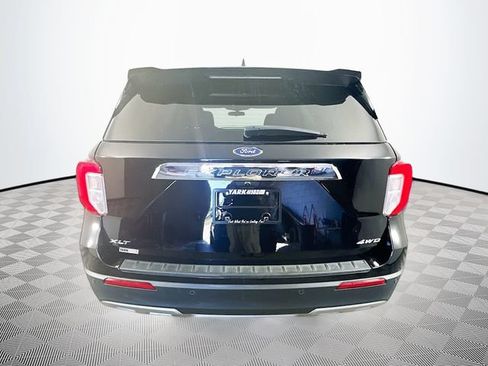 Certified 2023 Ford Explorer XLT w/ Equipment Group 202A AWD/4WD image 11