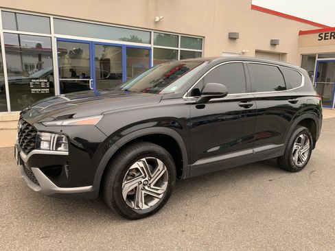 Used 2023 Hyundai Santa Fe SE AWD/4WD image 1