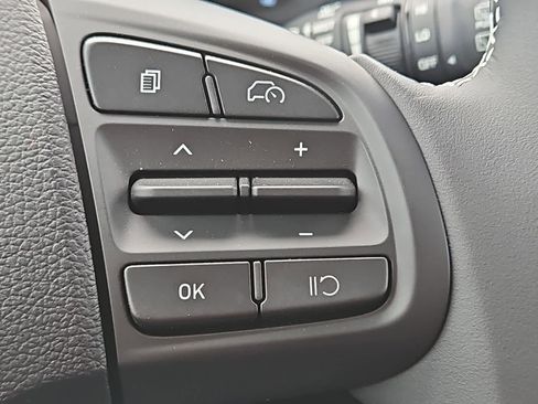 New 2026 Hyundai Venue SEL FWD image 28