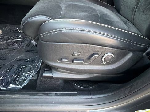 Used 2022 Genesis GV70 3.5T Sport w/ Sport Prestige Package image 16