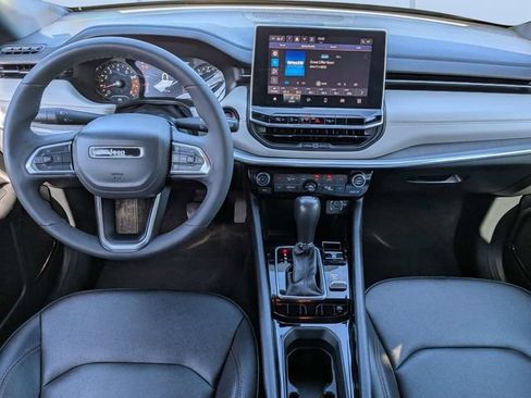 Certified 2024 Jeep Compass Limited AWD/4WD image 14