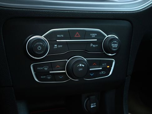 Used 2023 Dodge Charger SXT w/ Blacktop Package image 20