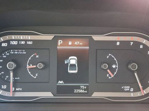 Used 2023 Hyundai Santa Cruz SE AWD/4WD image 19