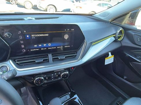 New 2026 Chevrolet Trax LT w/ Midnight Edition FWD image 22