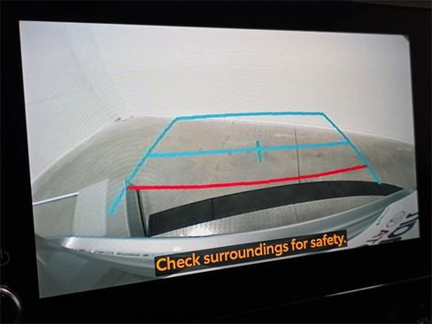 Certified 2024 Toyota Highlander XLE image 23