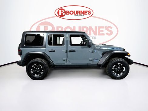 Used 2025 Jeep Wrangler Unlimited Rubicon 4xe w/ Safety Group AWD/4WD image 10