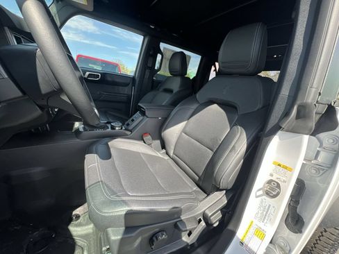 New 2025 Ford Bronco Badlands AWD/4WD image 21