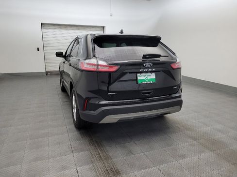 Used 2024 Ford Edge SEL image 6