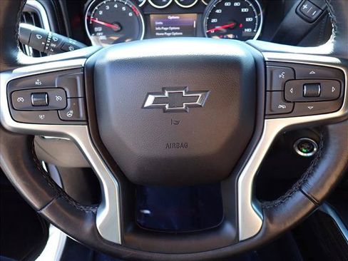 Used 2021 Chevrolet Silverado 1500 LT Trail Boss w/ LPO, Dark Essentials Package AWD/4WD image 16
