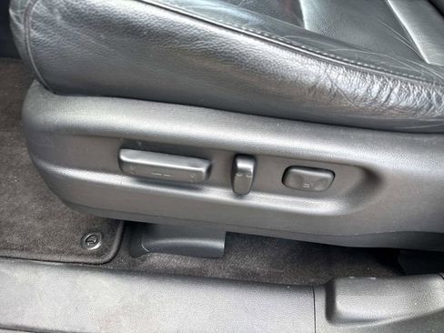 Used 2016 Honda Pilot Touring image 17