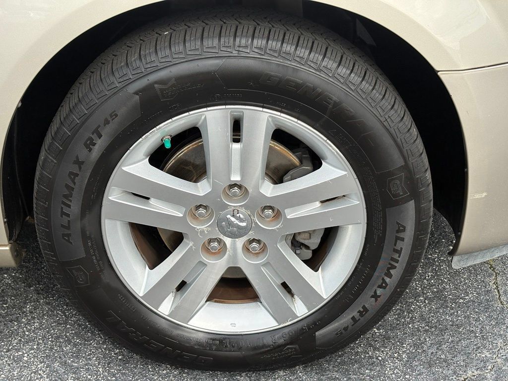 Used 2008 Dodge Grand Caravan SXT FWD image 29