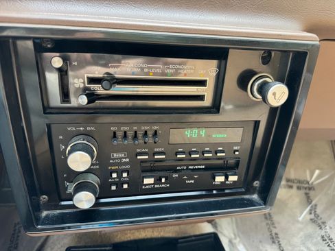 Used 1987 GMC Caballero image 12