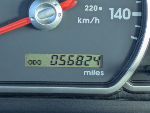 Used 2009 Mitsubishi Galant ES image 11