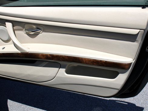 Used 2007 BMW 328i Coupe image 17