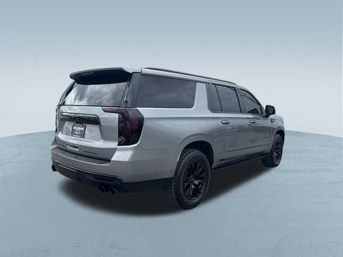 Used 2023 GMC Yukon XL Denali image 8