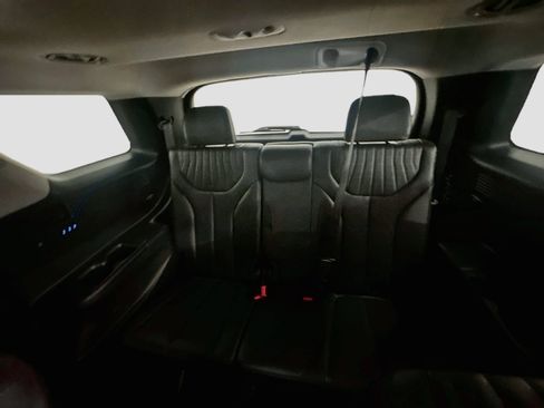 Used 2024 Hyundai Palisade Limited AWD/4WD image 31